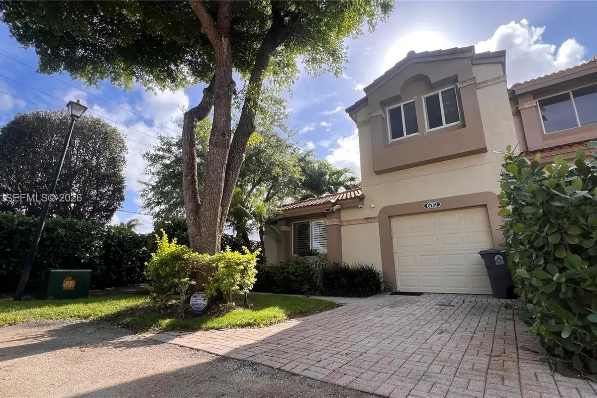 6762 Via Regina, Boca Raton FL 33433