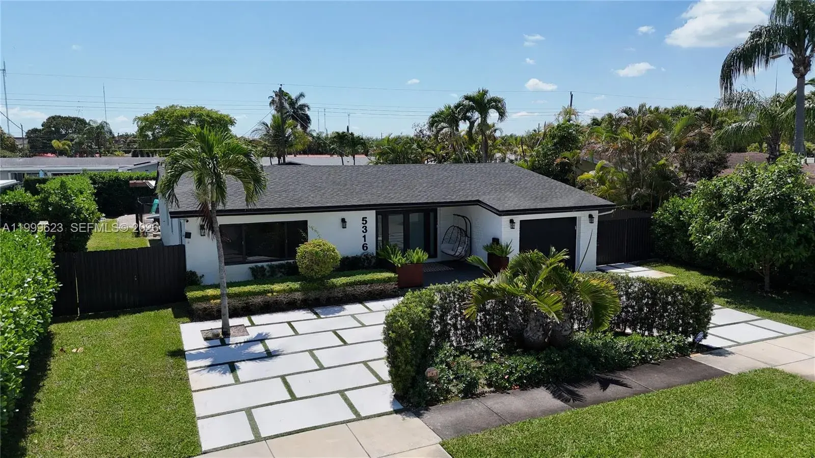 5316 Jackson St, Hollywood FL 33021