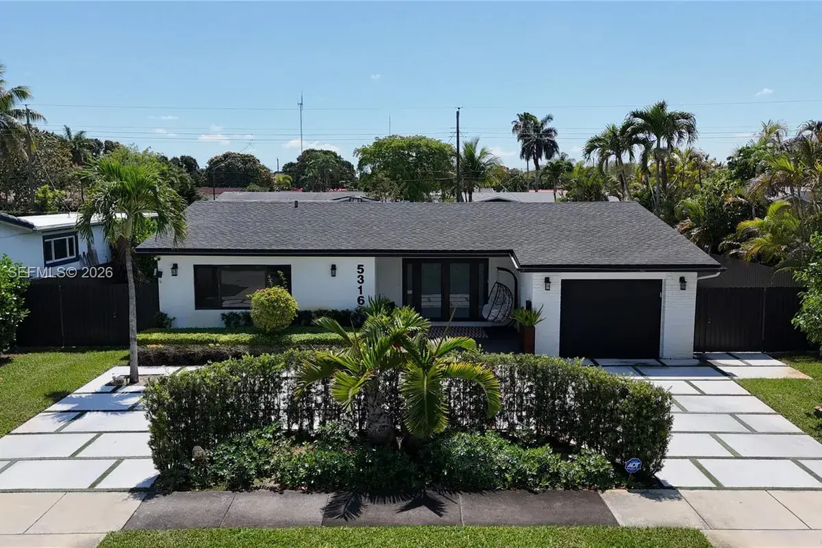 5316 Jackson St, Hollywood FL 33021