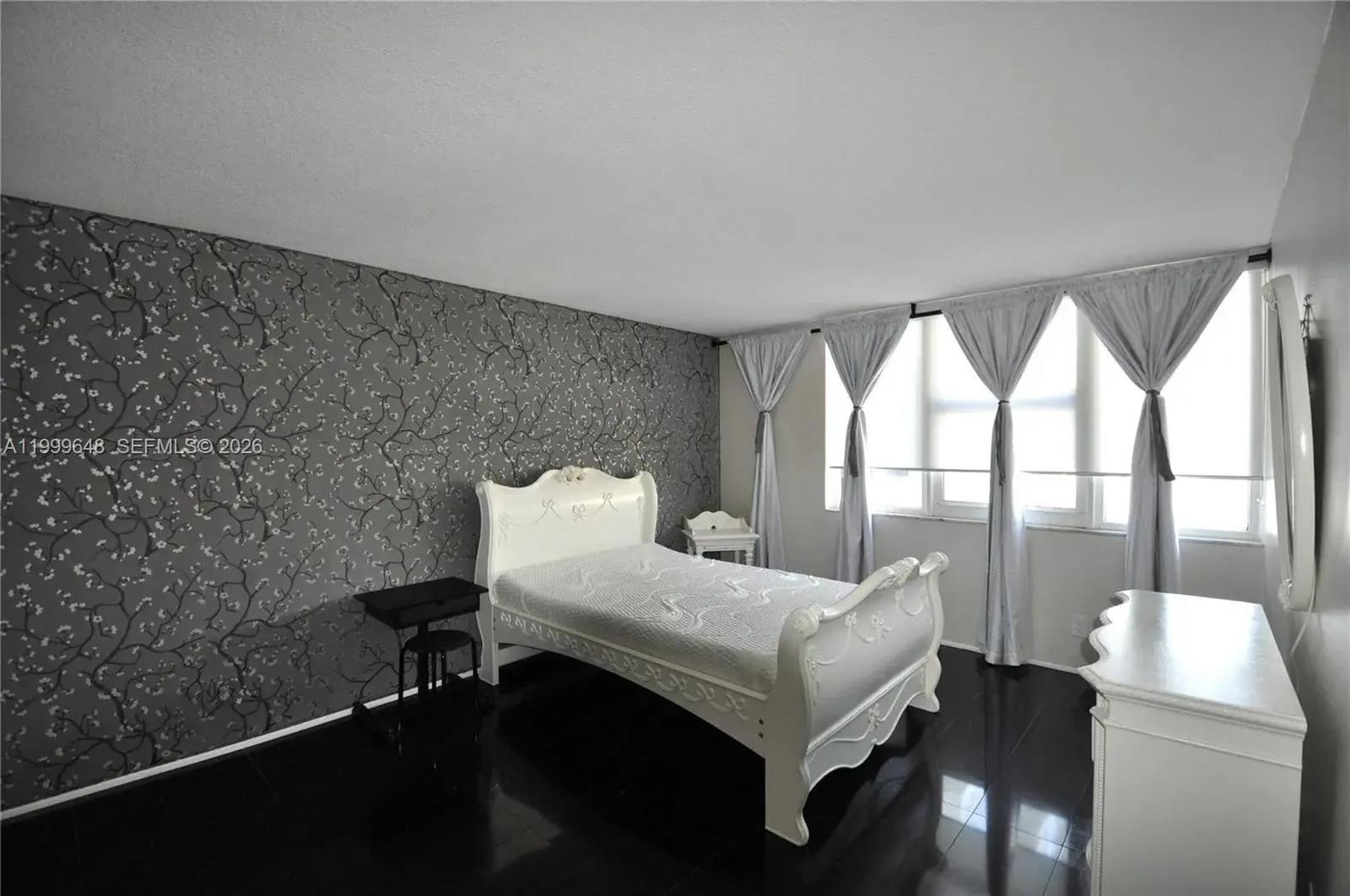 2030 S Ocean Dr # 803, Hallandale Beach FL 33009