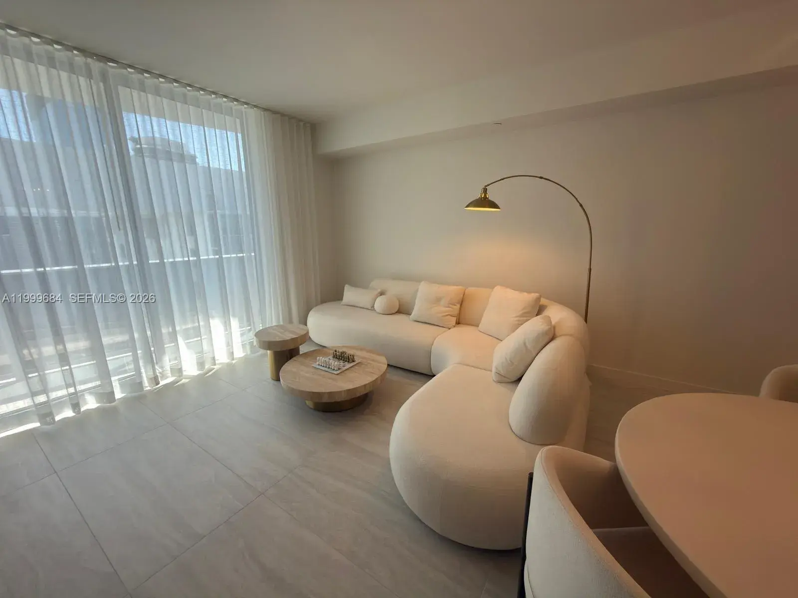 77 SE 5TH Street # 4214, Miami FL 33131