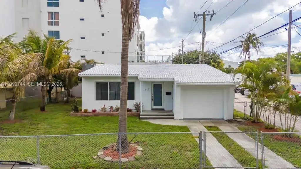 517 S 19th Ave # 517, Hollywood FL 33020