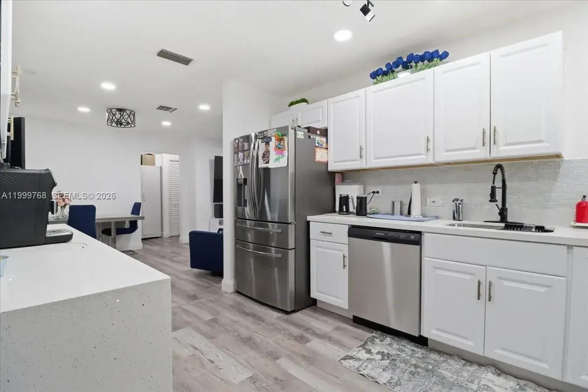 3 bedroom 1 bath Residential Lease for rent at 7551 Polk St, Hollywood FL 33024