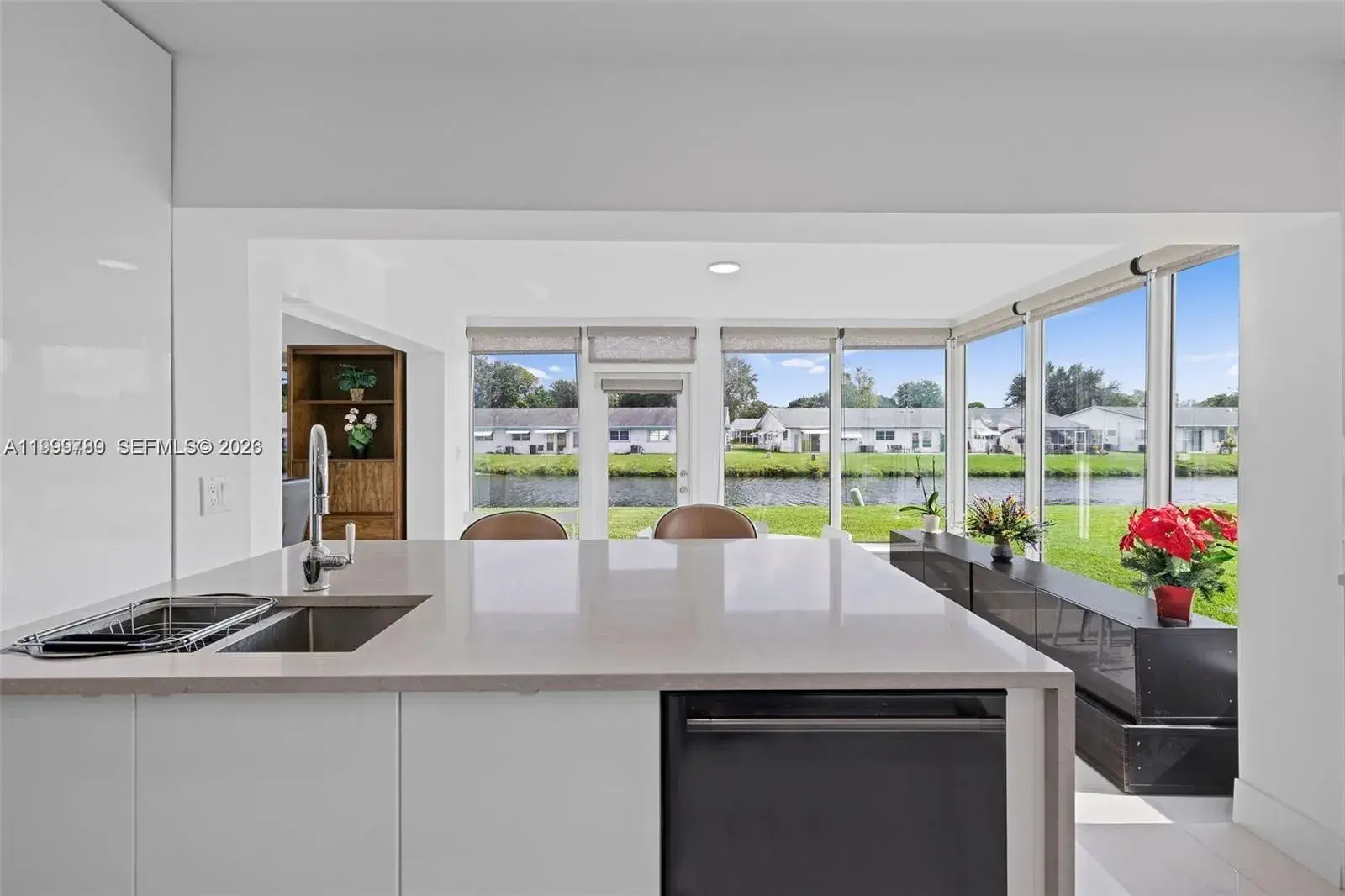 1086 NW 88th Way, Plantation FL 33322