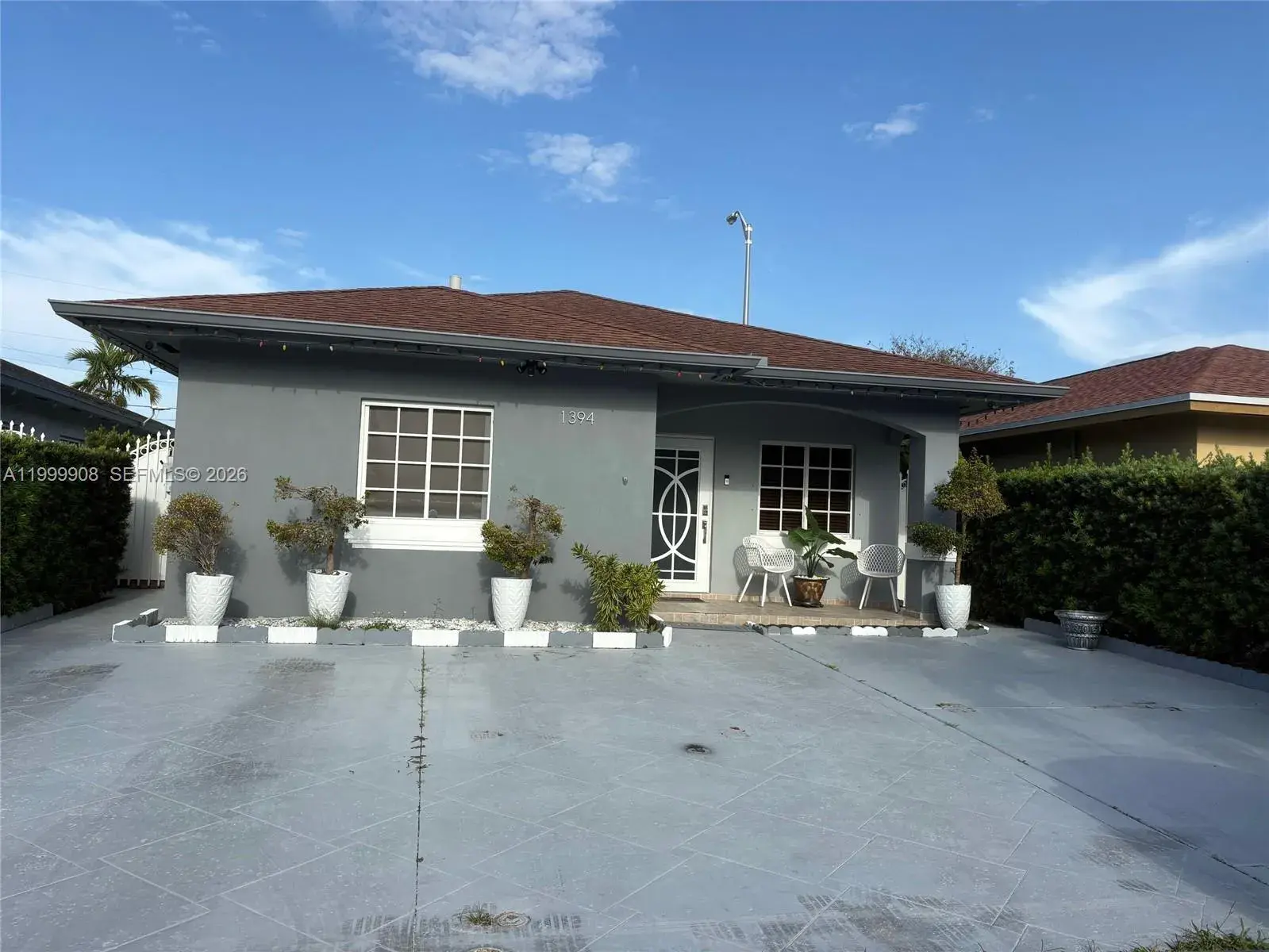 1394 W 30th St, Hialeah FL 33012