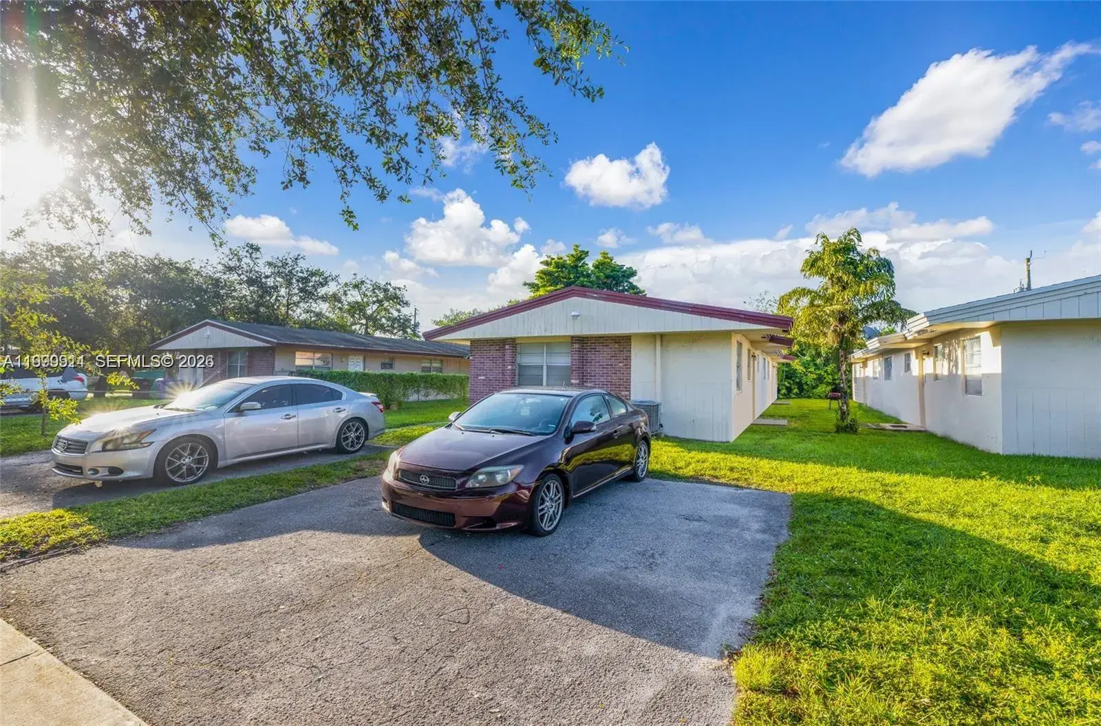 Residential Income for sale at 5706 Lincoln St, Hollywood FL 33021