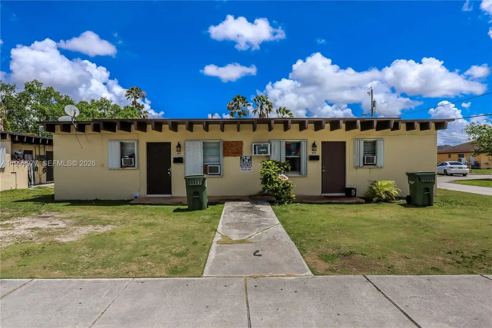 Residential Income for sale at 611 SW 8th Ave, Homestead FL 33030