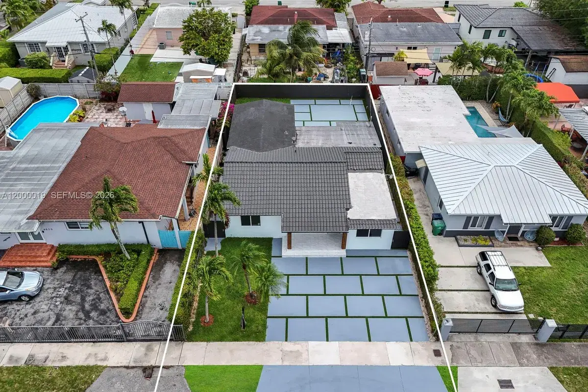 6540 SW 25th St, Miami FL 33155
