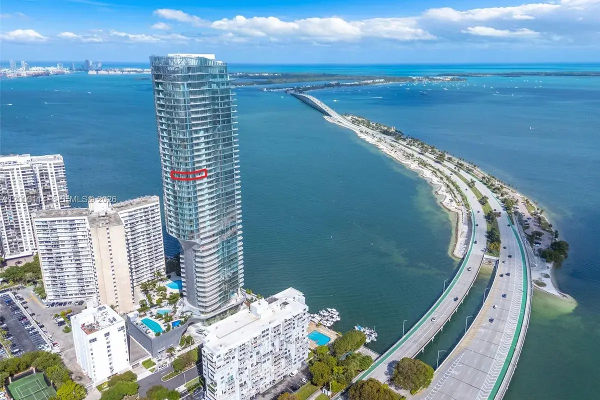 175 SE 25 RD # 3003, Miami FL 33129