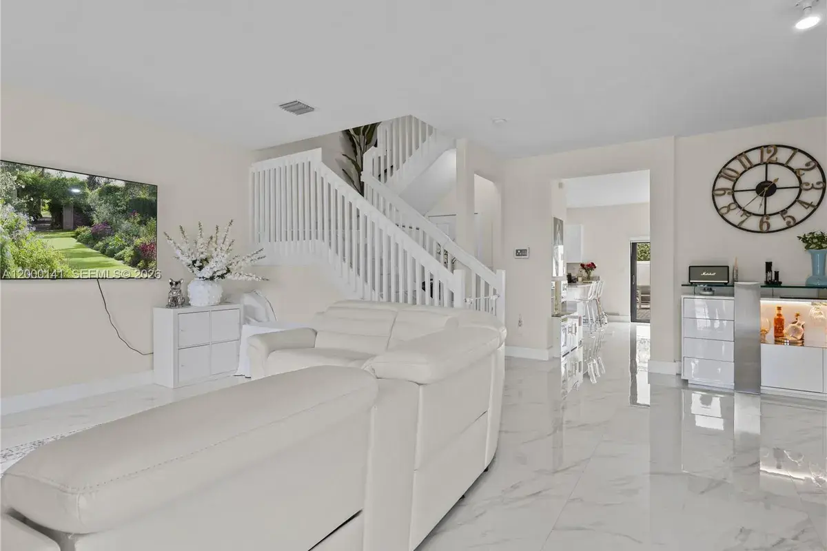 3347 W 106th Ter, Hialeah FL 33018
