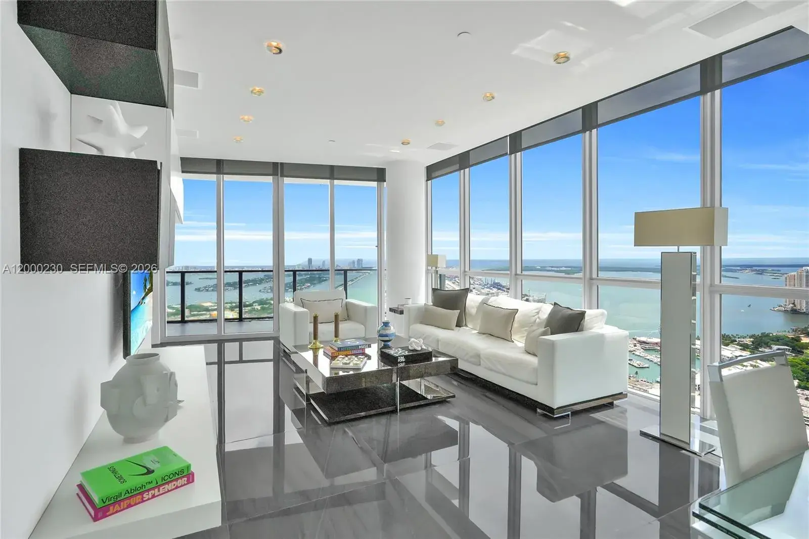 1100 Biscayne Blvd # 6001, Miami FL 33132