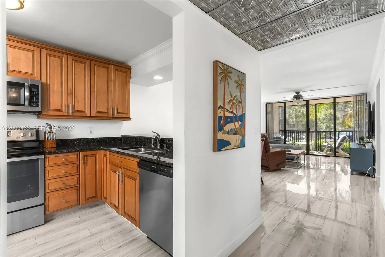 16 Royal Palm Way # 205, Boca Raton FL 33432