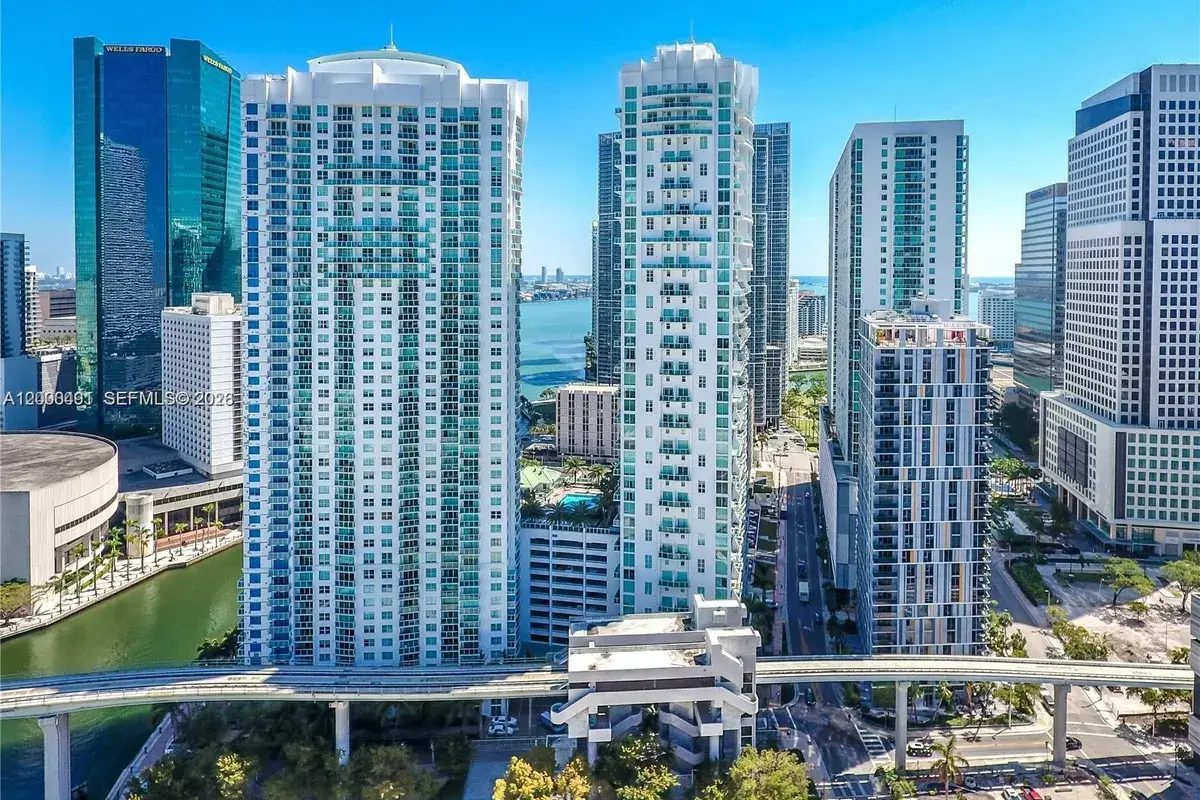 31 SE 5th St # 4212, Miami FL 33131