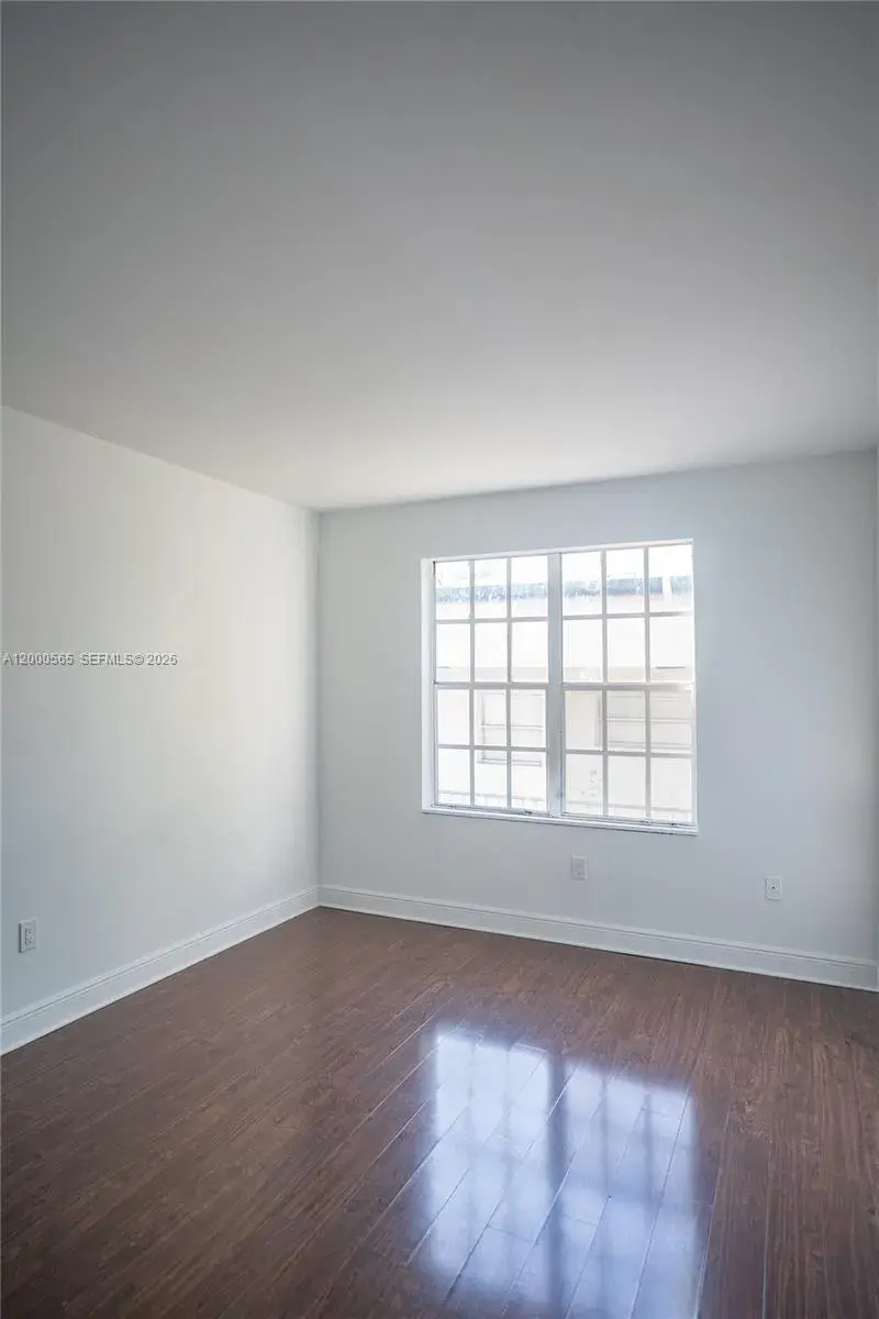 605 Euclid Ave # 203, Miami Beach FL 33139 photo 4