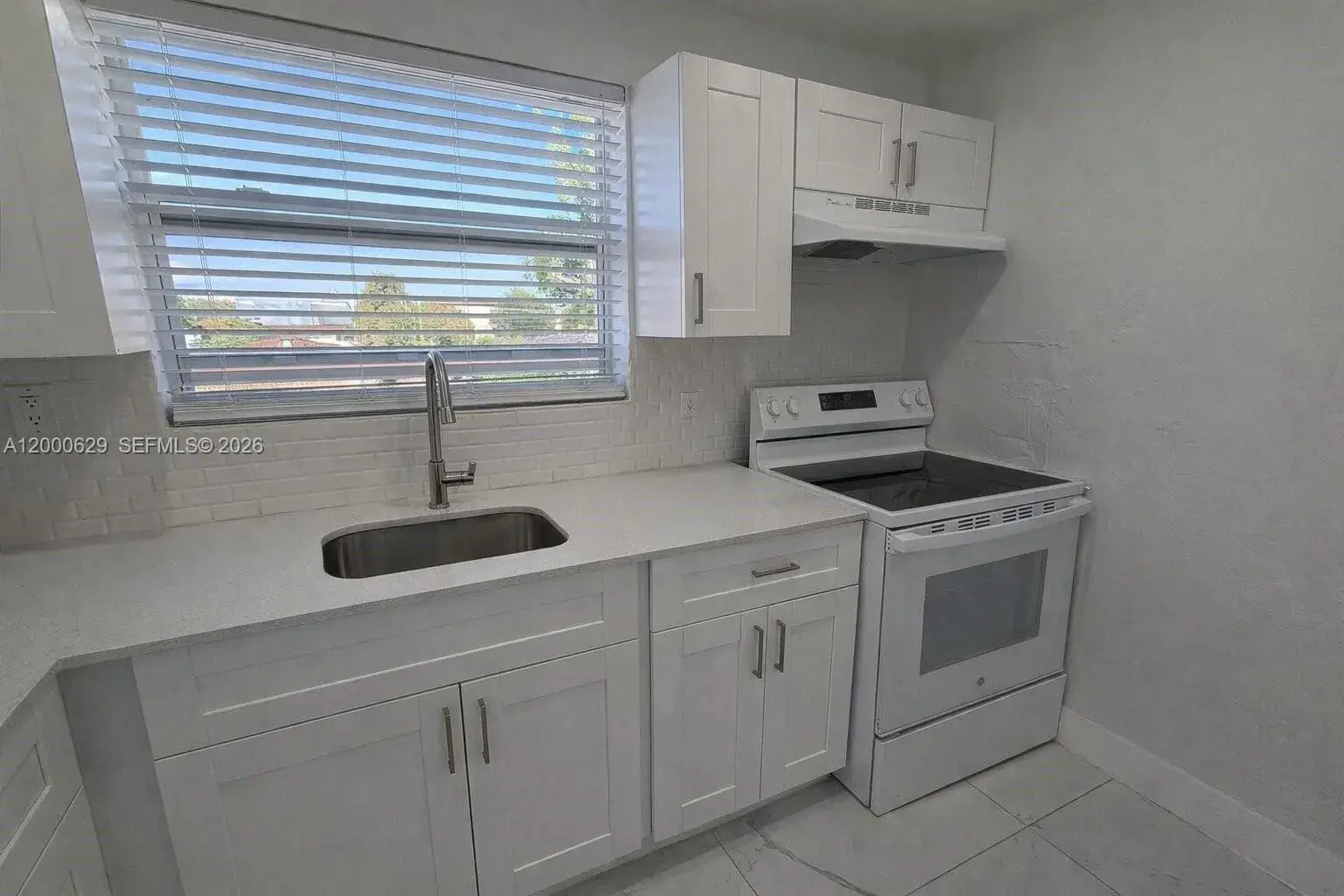 629 SW 10th St # 4, Miami FL 33130
