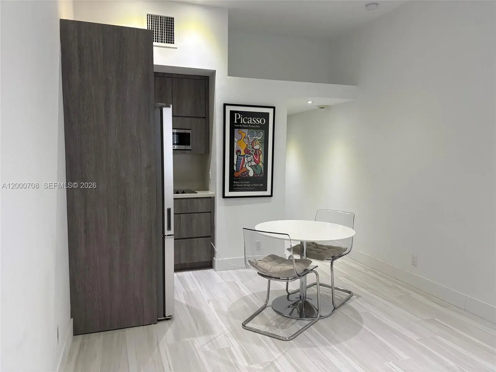 1915 Brickell Ave, Miami FL 33129