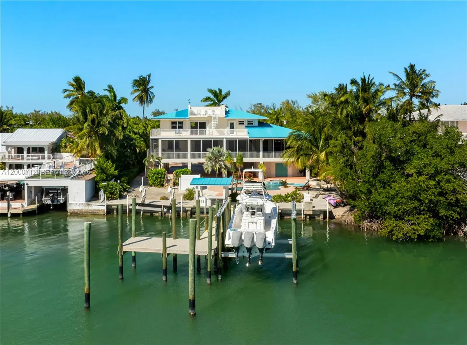 5 bedroom 5 bath Residential for sale at 137 Sapodilla Dr, Islamorada FL 33036