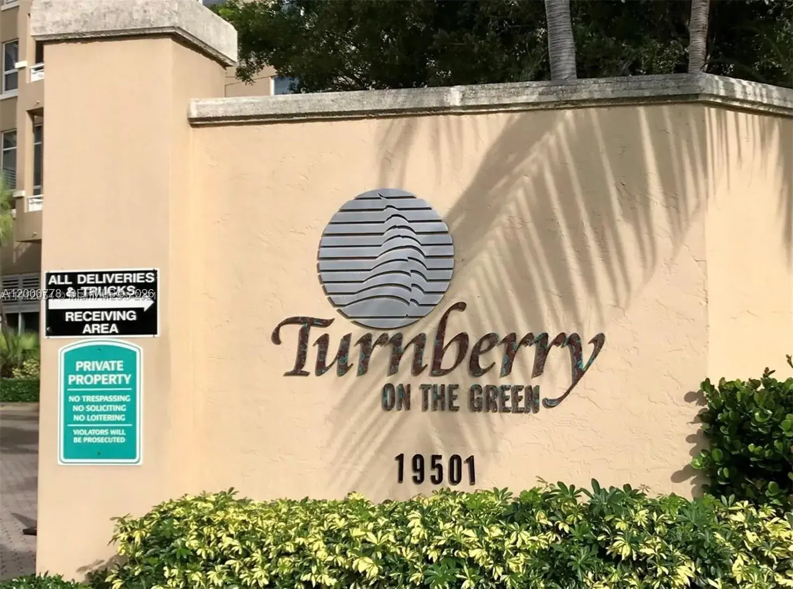 2 bedroom 2 bath Residential Lease for rent at 19501 W Country Club Dr # 210, Aventura FL 33180