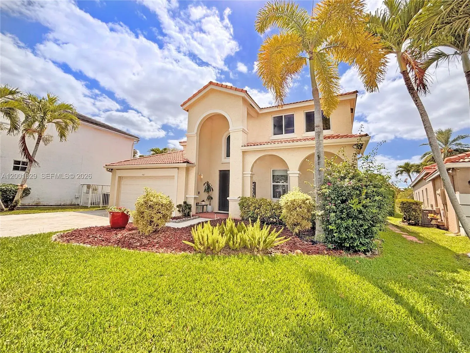 4 bedroom 3 bath Residential for sale at 4467 Fox Glove Ln, Weston FL 33331