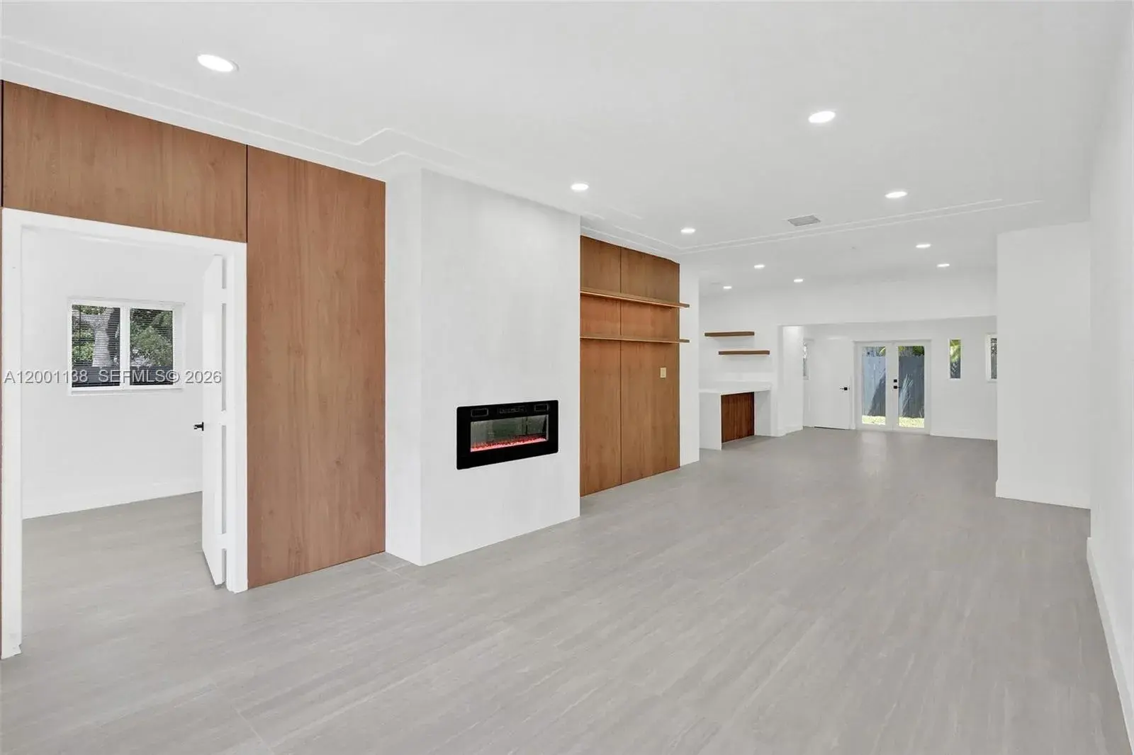 633 NE 70th St, Miami FL 33138