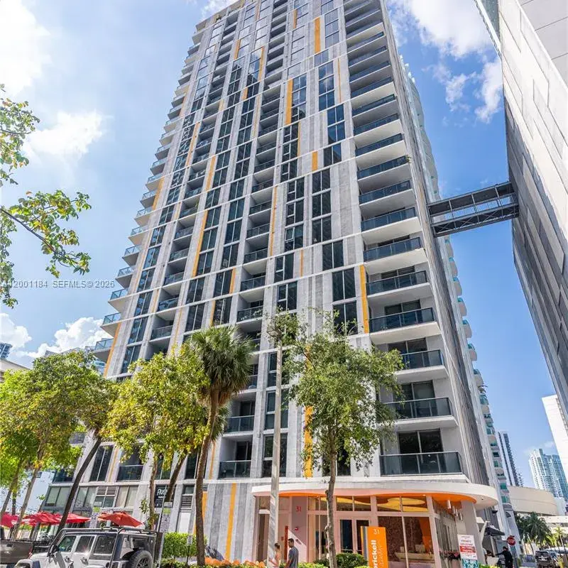 31 SE 6th St, apt 702, Miami FL 33131