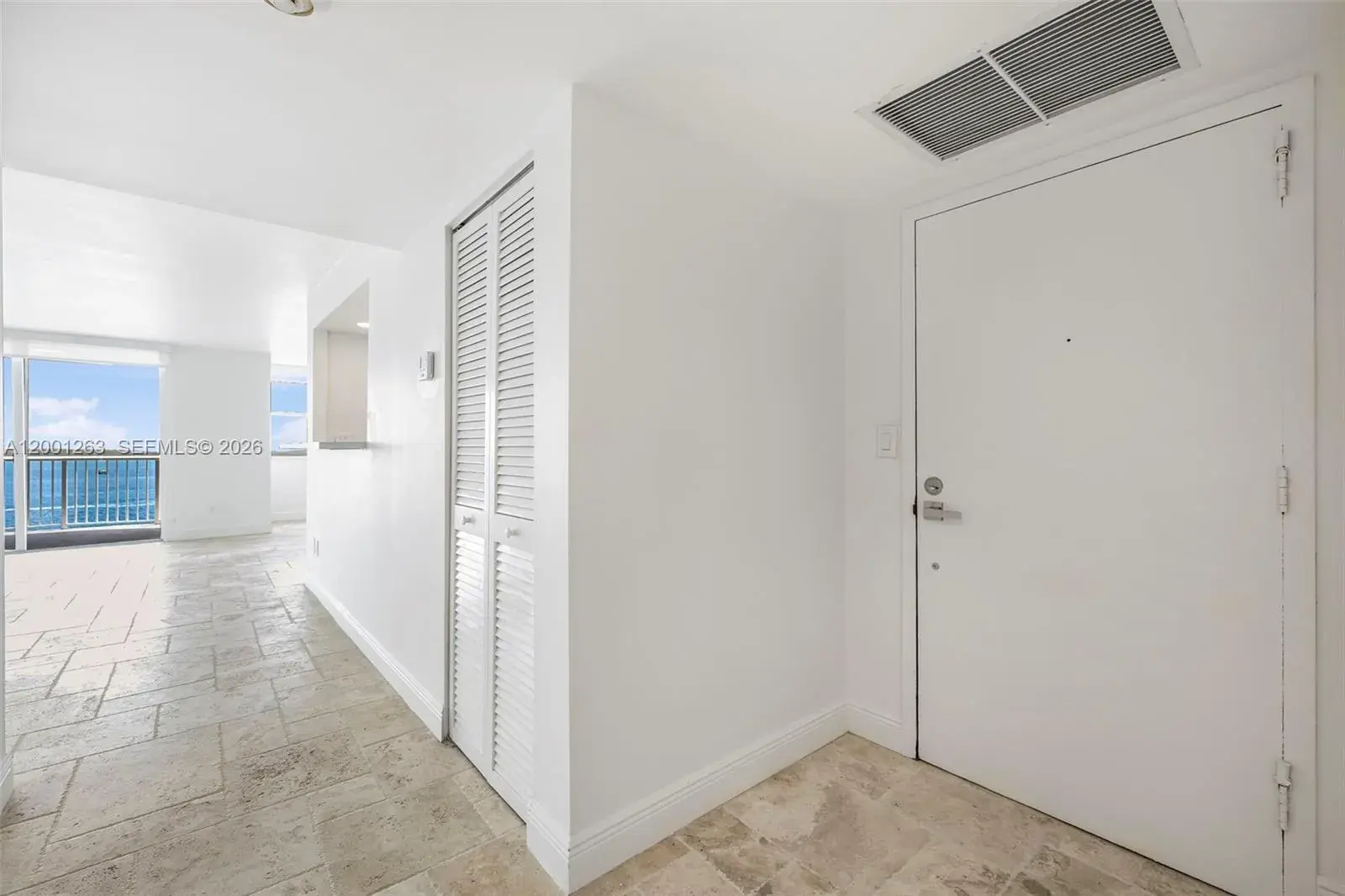 1420 Brickell Bay Dr # 1401A, Miami FL 33131