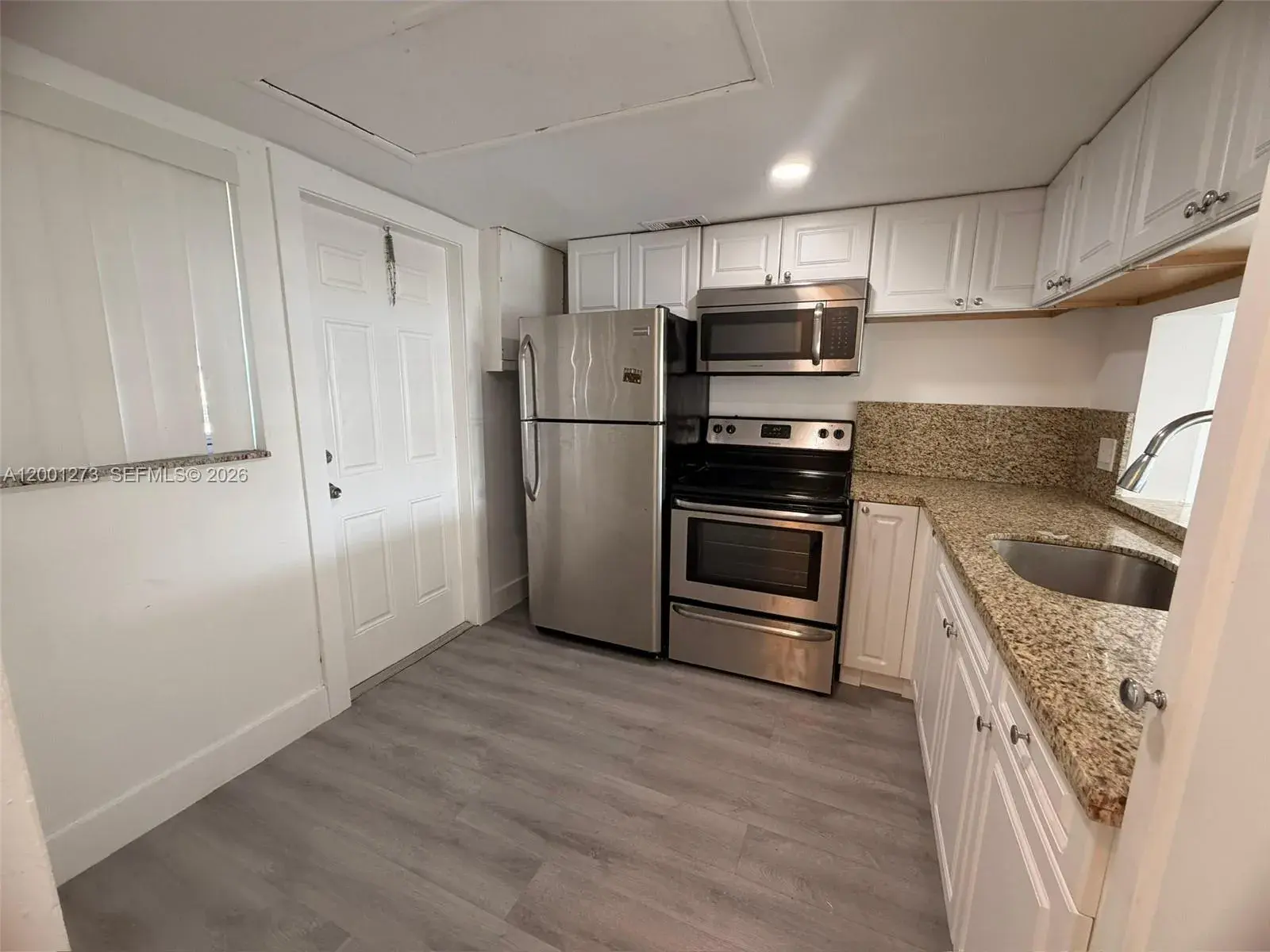 1 bedroom 1 bath Residential Lease for rent at 20111 NE 27th Ct # K102, Aventura FL 33180