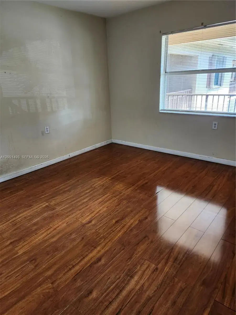 11219 SW 88th St # 205C, Miami FL 33176