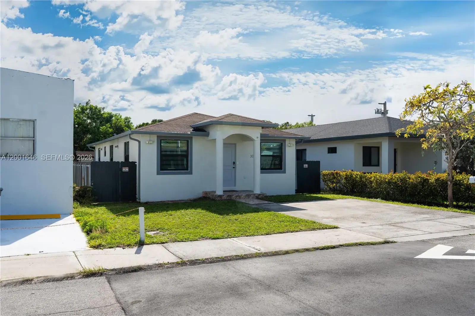 308 NW 2nd Ave, Hallandale Beach FL 33009