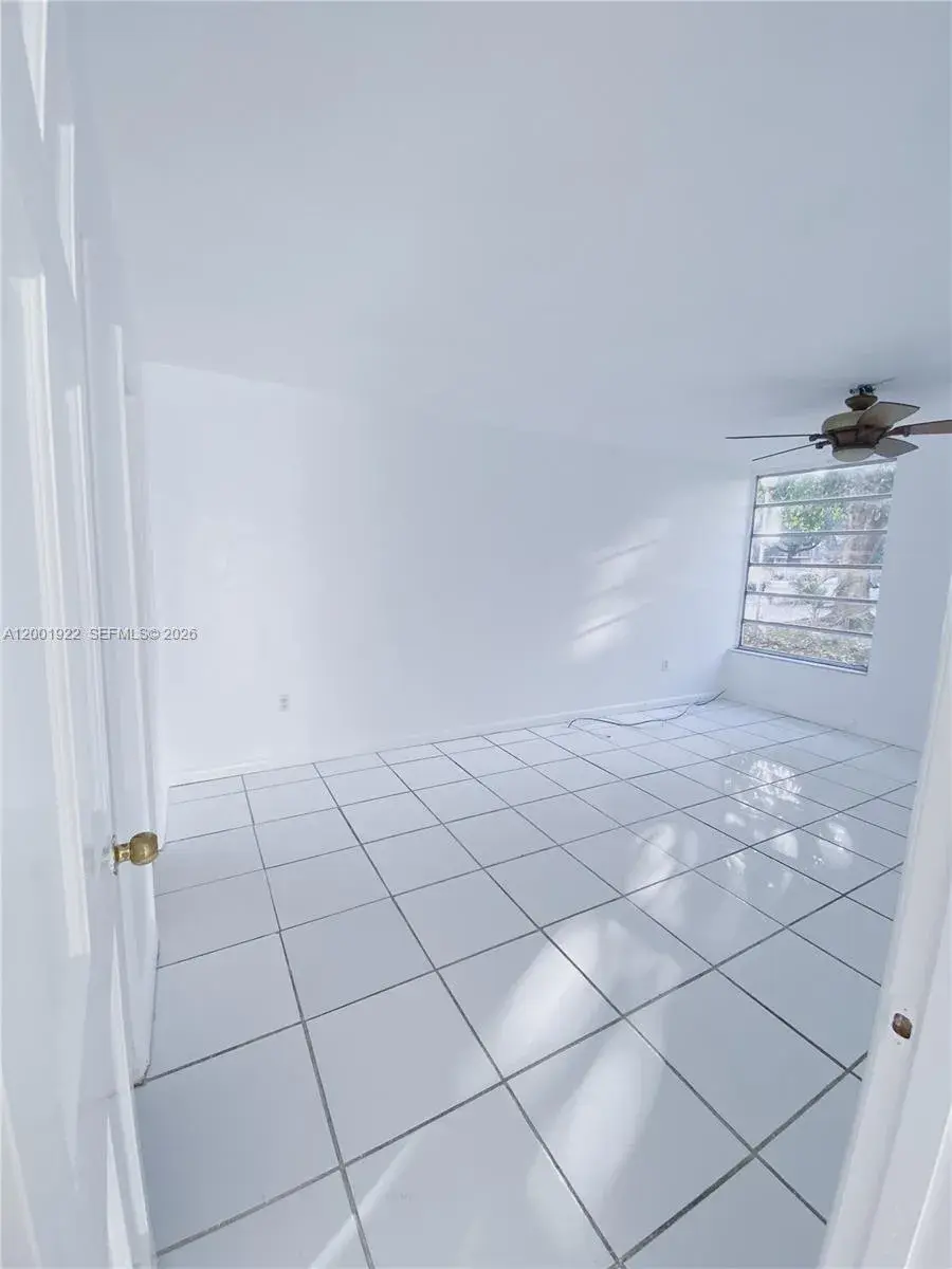 2 bedroom 2 bath Residential for sale at 870 NW 87th Ave # 110, Miami FL 33172