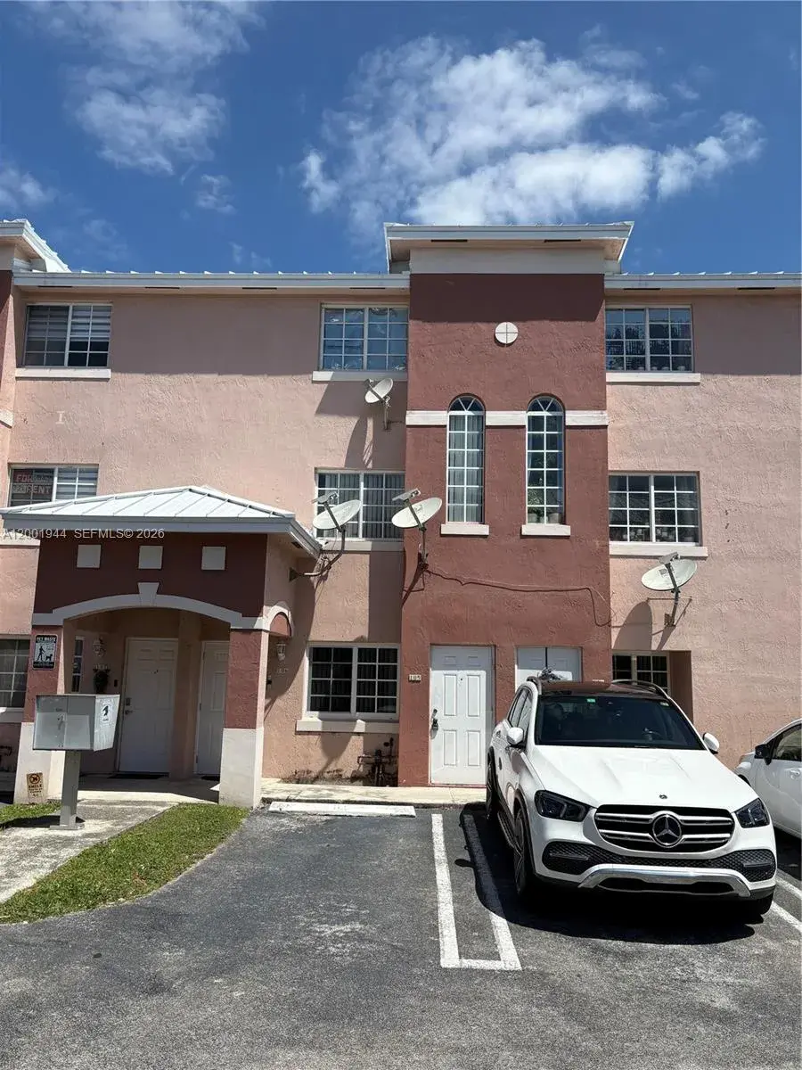 2 bedroom 2 bath Residential for sale at 12035 SW 14th St # 105, Miami FL 33184