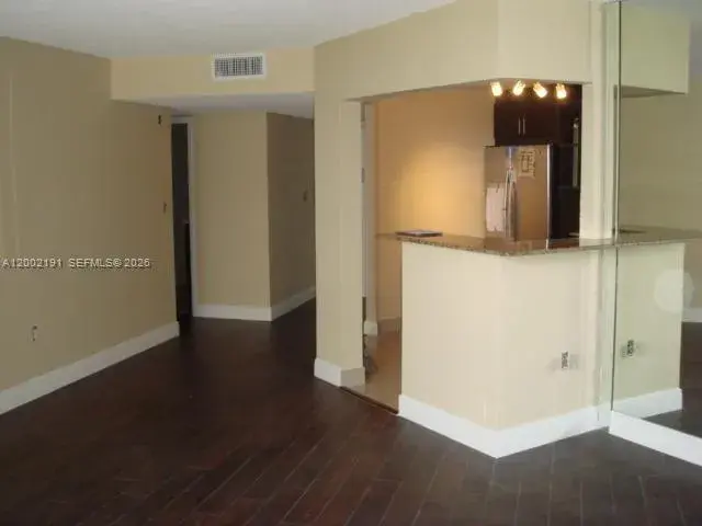 1 bedroom 1 bath Residential Lease for rent at 2750 NE 183rd St # 2607, Aventura FL 33160