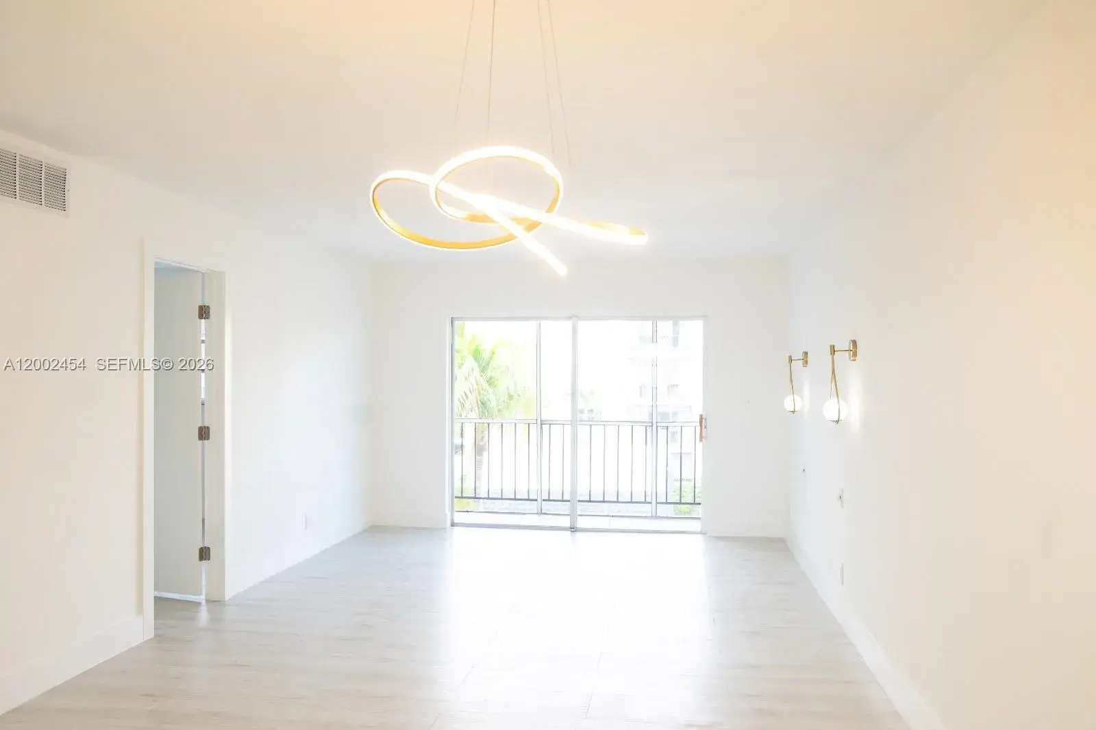2 bedroom 2 bath Residential for sale at 220 SW 9th Ave # 306, Hallandale Beach FL 33009