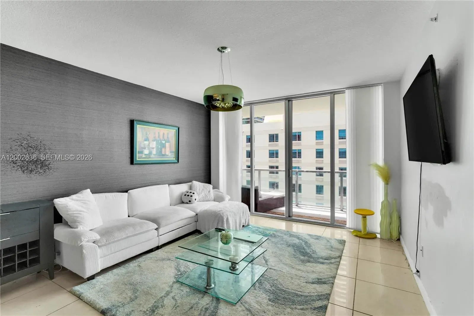 79 SW 12th St # 1605, Miami FL 33130