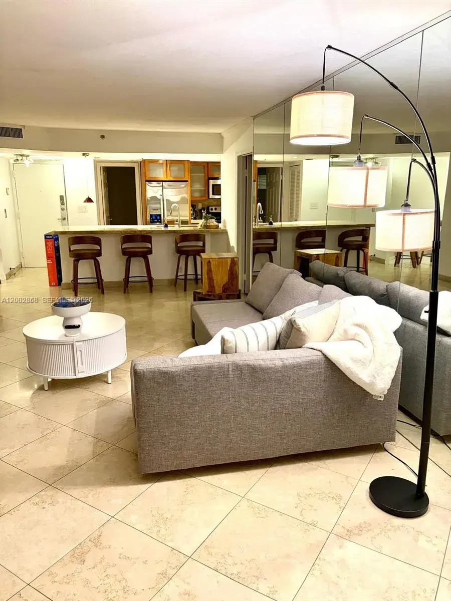 1717 N Bayshore Dr # 1236, Miami FL 33132