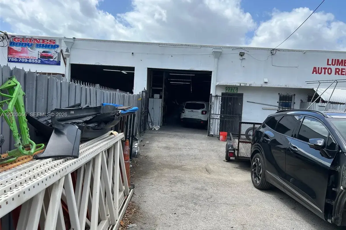 2776 NW 21st Ter, Miami FL 33142