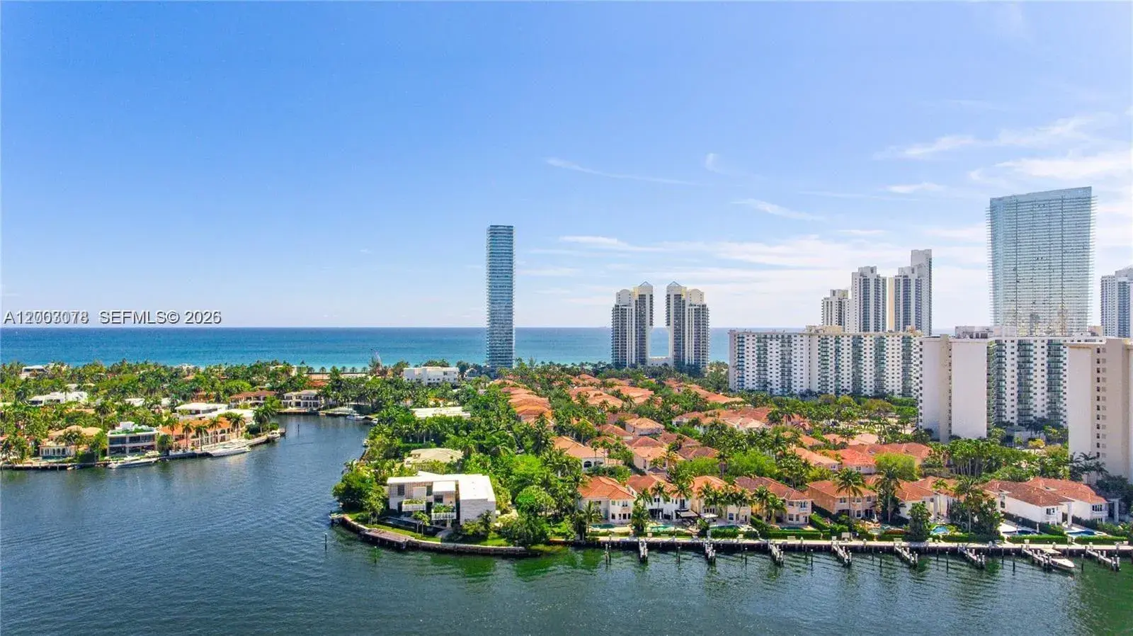 2 bedroom 2 bath Residential for sale at 19667 Turnberry Way # 18D, Aventura FL 33180