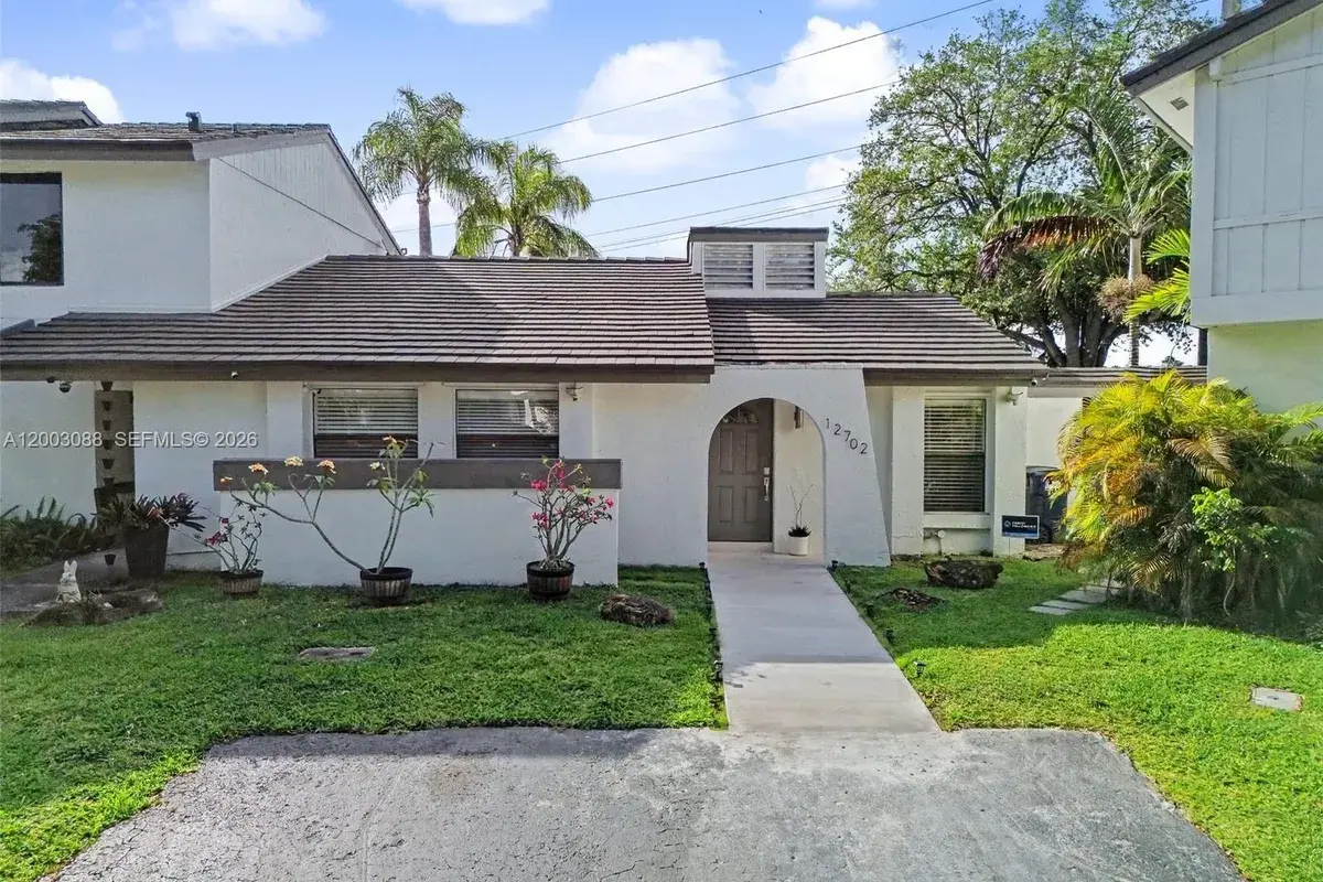 12702 SW 151st Ln, Miami FL 33186