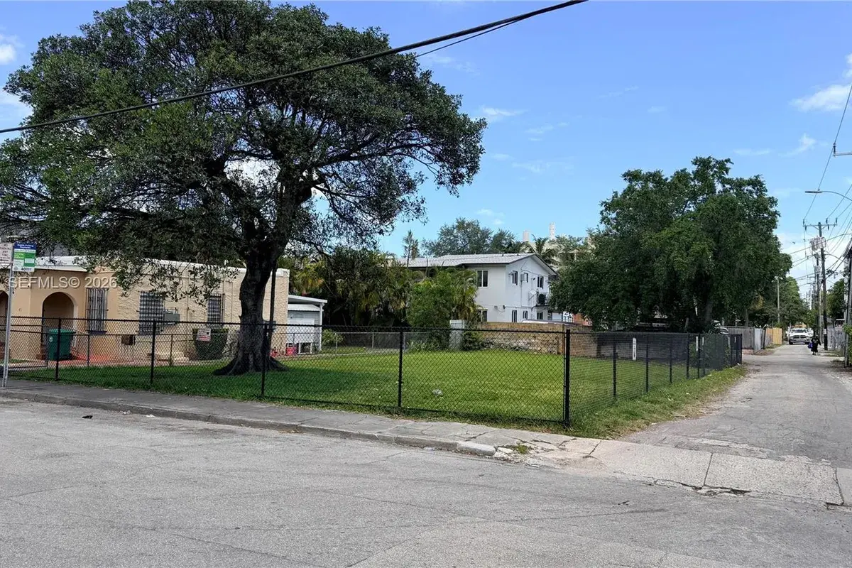 33 NW 21st Ave, Miami FL 33125