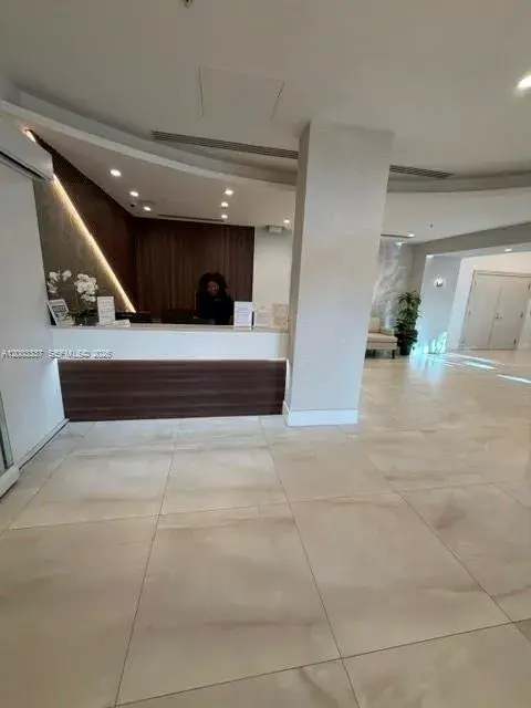 3001 S Ocean Dr # 1437, Hollywood FL 33019