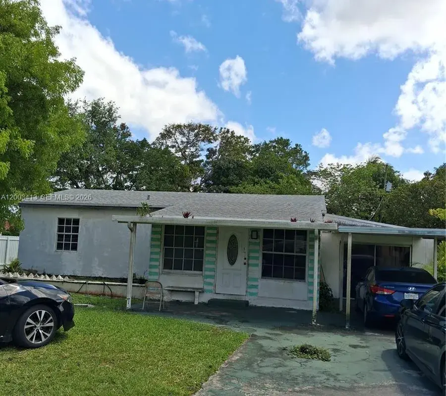 1438 NW 99th St, Miami FL 33147