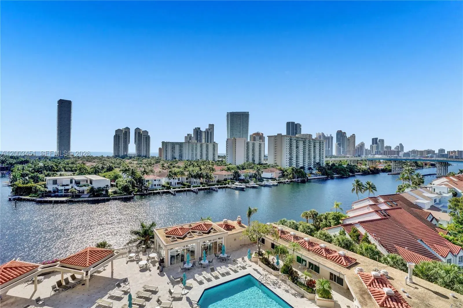 2 bedroom 2 bath Residential Lease for rent at 19667 Turnberry Way # 9B, Aventura FL 33180