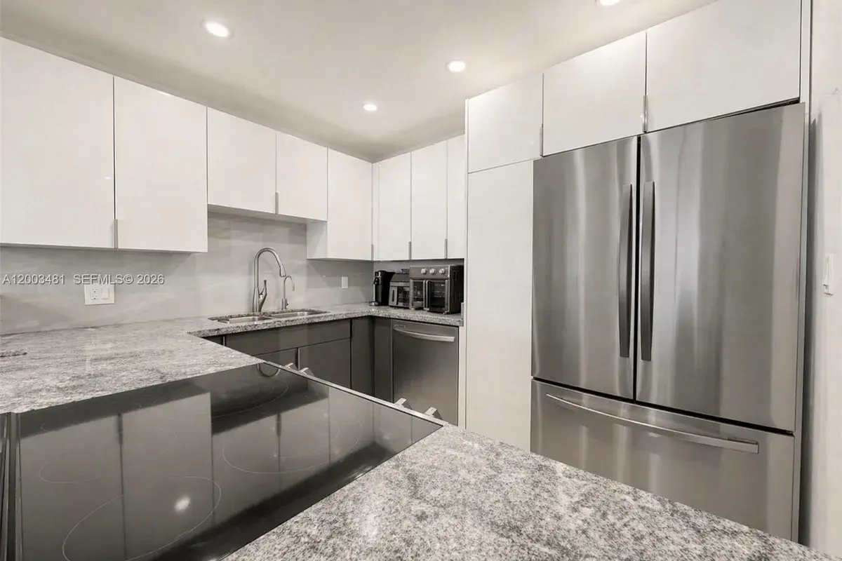 3800 S Ocean Dr # 802, Hollywood FL 33019
