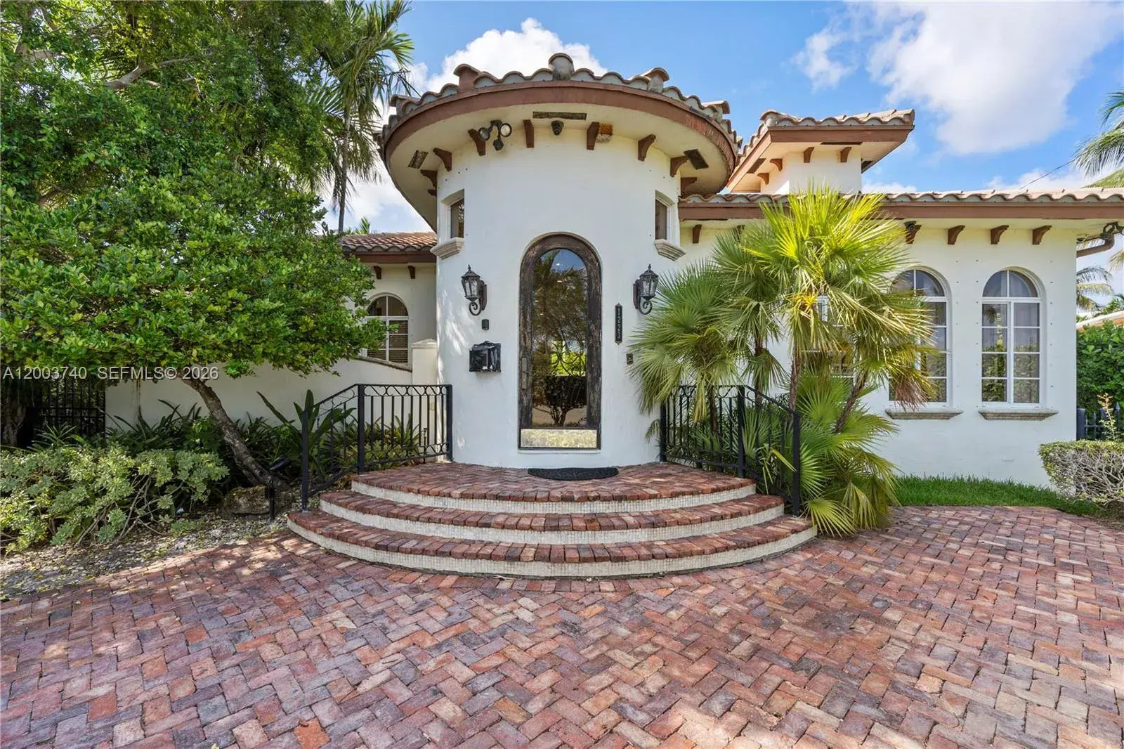 5 bedroom 3 bath Residential Lease for rent at 1223 Jackson St, Hollywood FL 33019