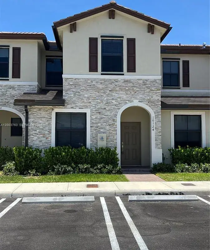 10124 SW 228th Ter, Miami FL 33190
