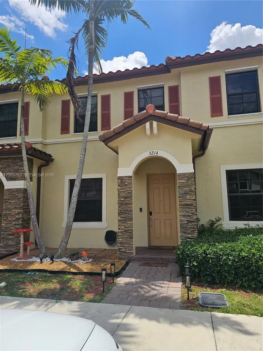 2 bedroom 2 bath Residential for sale at 3214 SE 4th Ct, Homestead FL 33033