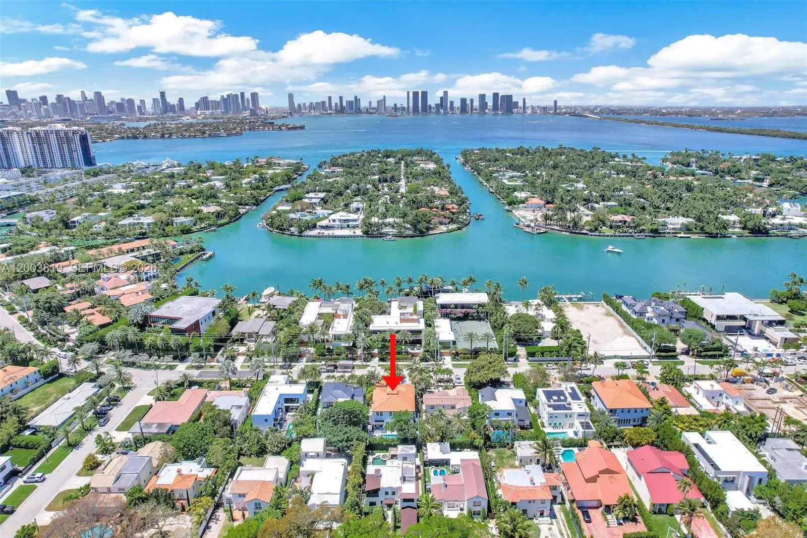 6 bedroom 6 bath Residential Lease for rent at 2143 N Bay Rd, Miami Beach FL 33140