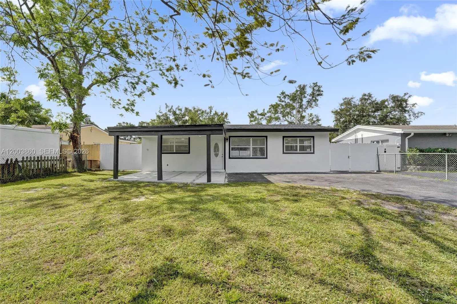 3 bedroom 2 bath Residential for sale at 6442 Oak St, Hollywood FL 33024