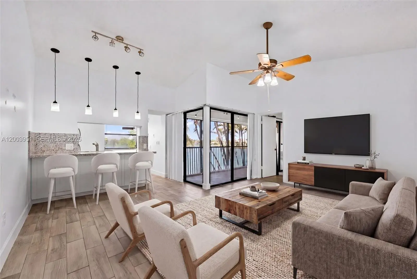 2 bedroom 2 bath Residential for sale at 889 Hamilton Dr # 889D, Homestead FL 33034