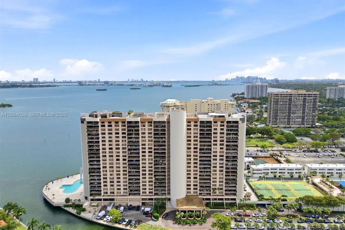 1800 NE 114th St # 1505, Miami FL 33181